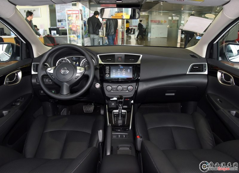 軒逸車型 內(nèi)飾圖