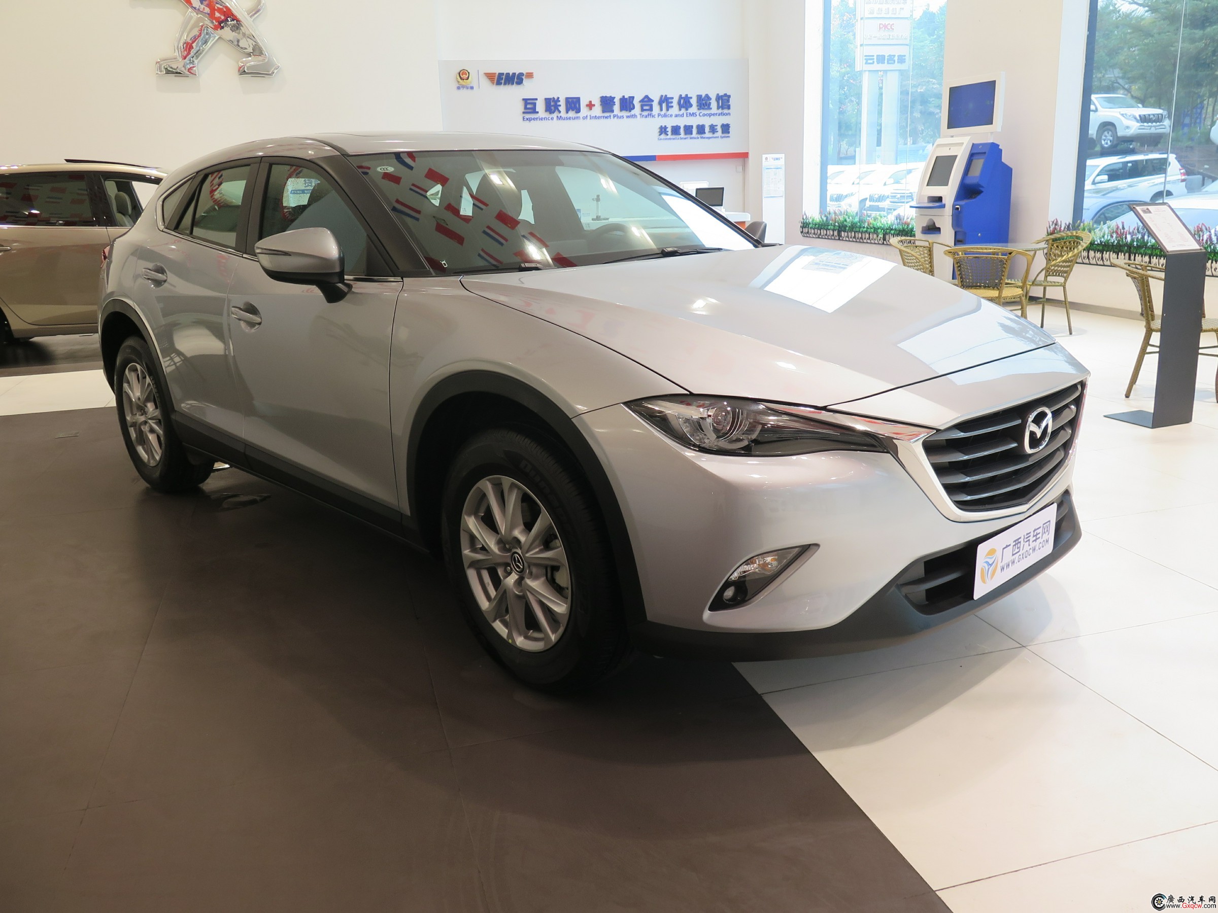 馬自達CX-4車型 外觀圖